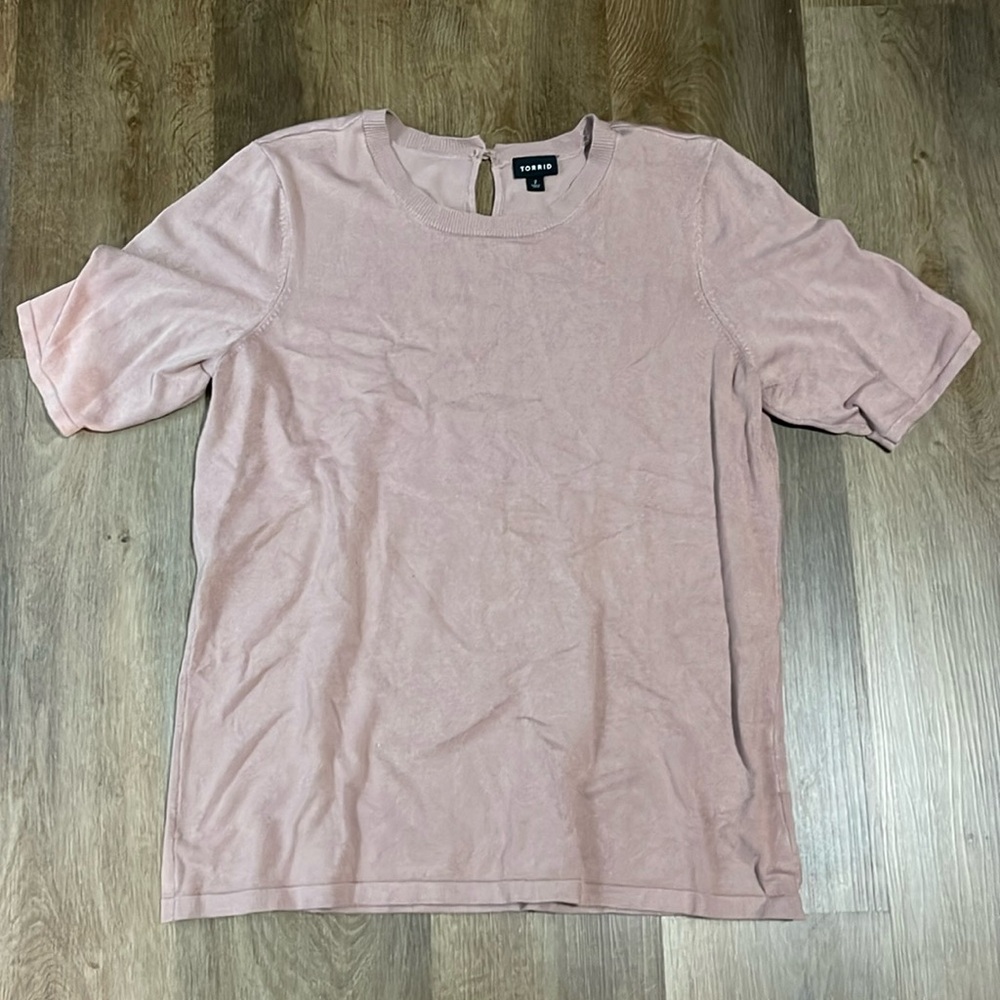 Torrid Short Sleeve Sweater - Dusty Pink Color - Size 2